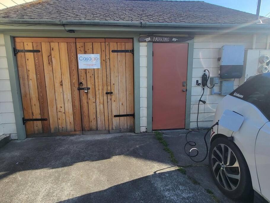 Downtown Digs-Sauna, Hot Tub, Bikes - Fun Times! Arcata Dış mekan fotoğraf